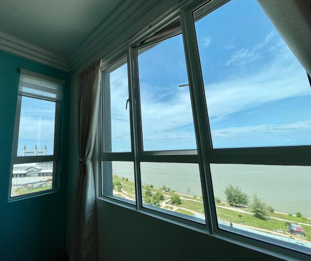 New Seaview Families Suite - Breezy Blue Kuala Terengganu Eksteriør billede