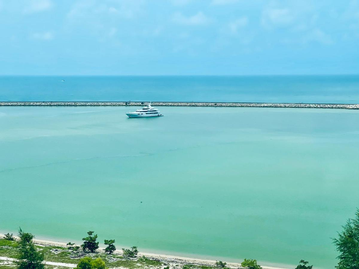 New Seaview Families Suite - Breezy Blue Kuala Terengganu Eksteriør billede
